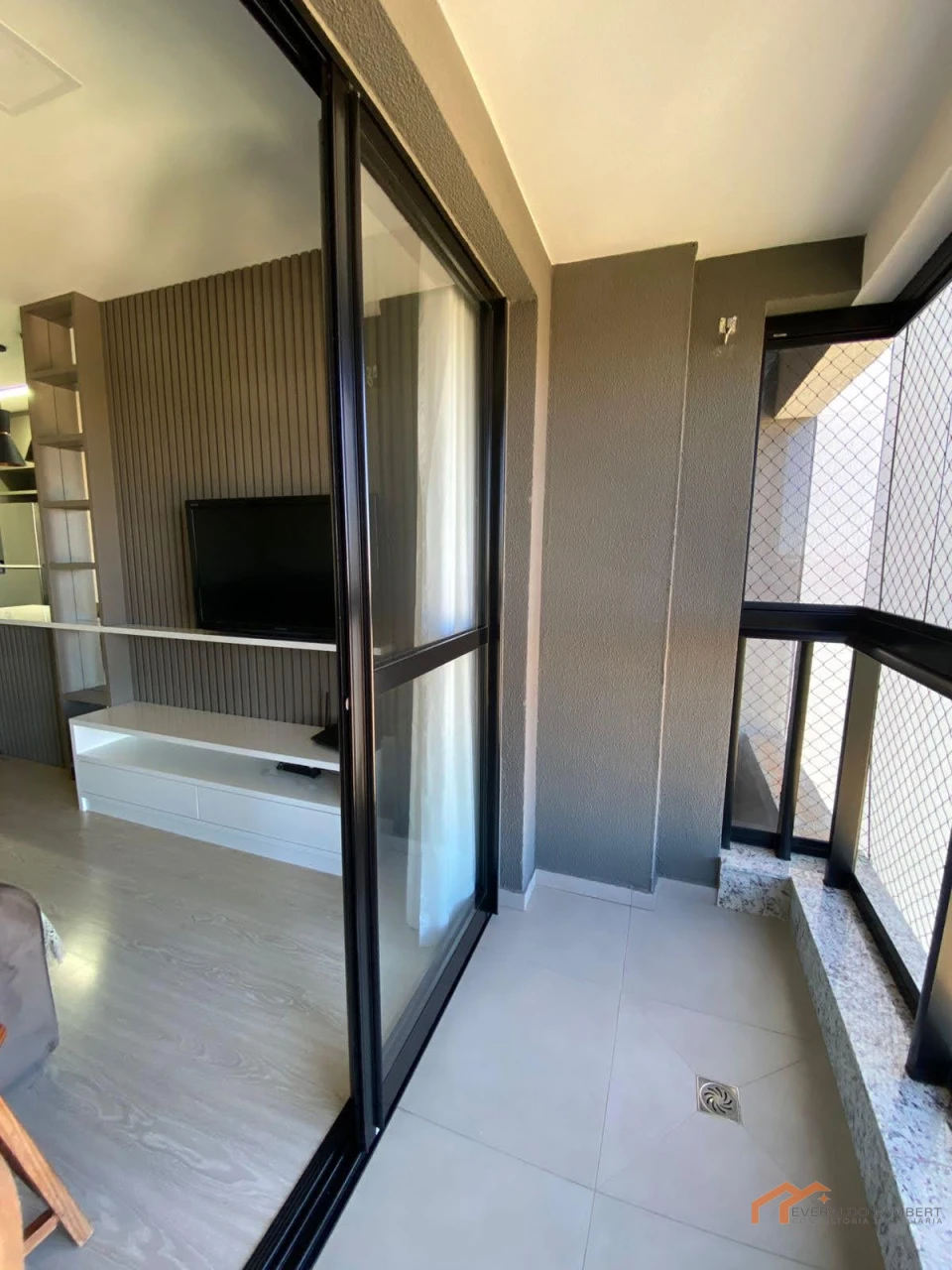 Imagens do imóveis APARTAMENTO ED. CONCEPT PALHANO HOME | MOBILIADO.