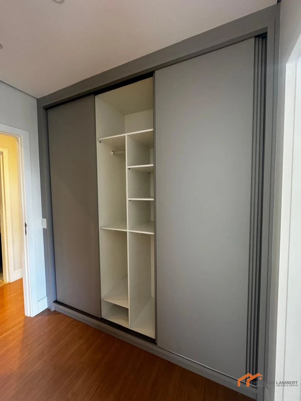 Imagens do imóveis APARTAMENTO ED. CHELSEA TOWER | CONST. VECTRA.