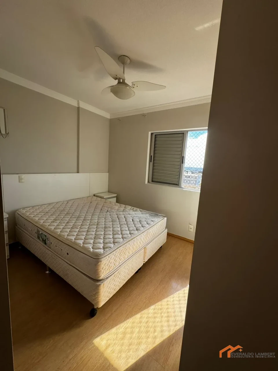 Imagens do imóveis APARTAMENTO ED. NOVITA | MOBILIADO - CENTRO.