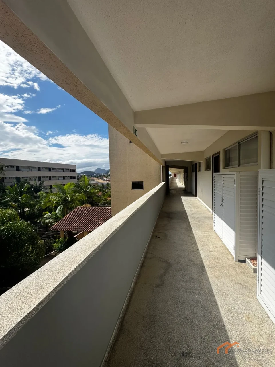 Imagens do imóveis APARTAMENTO ED. FLAT GUARATUBA | MOBILIADO | ALUGUEL POR DIÁRIA.