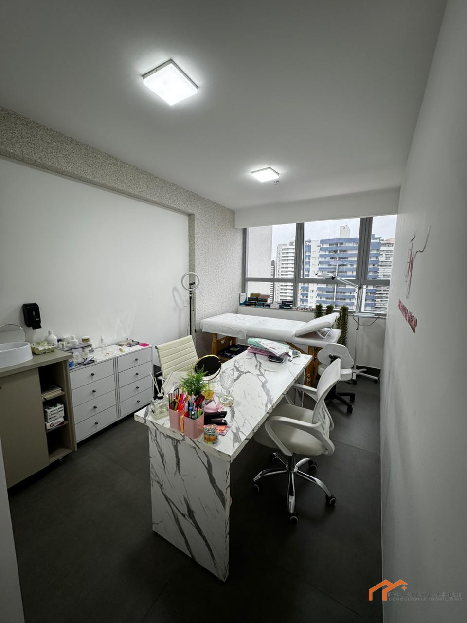 Imagens do imóveis SALA  ED. ATSUSHI  YOSHII TOWER - Decorada.