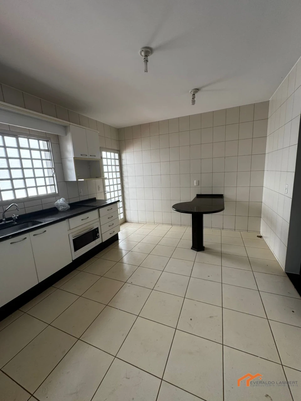 Imagens do imóveis CASA JD. QUEBEC