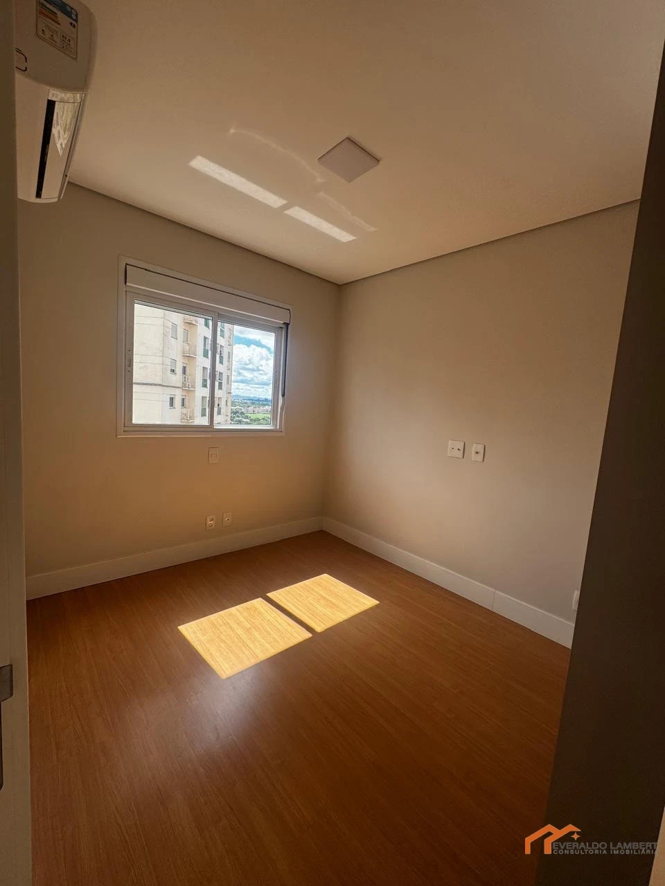 Imagens do imóveis APARTAMENTO ED. CHELSEA TOWER | CONST. VECTRA.