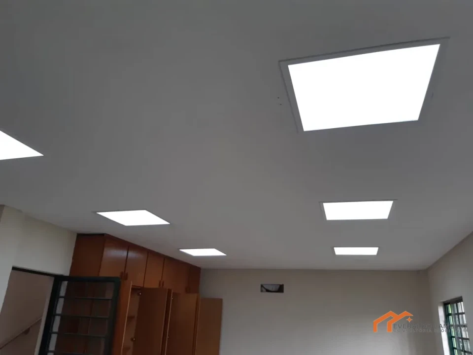 Imagens do imóveis BARRACÃO INDUSTRIAL/COMERCIAL 1800m².