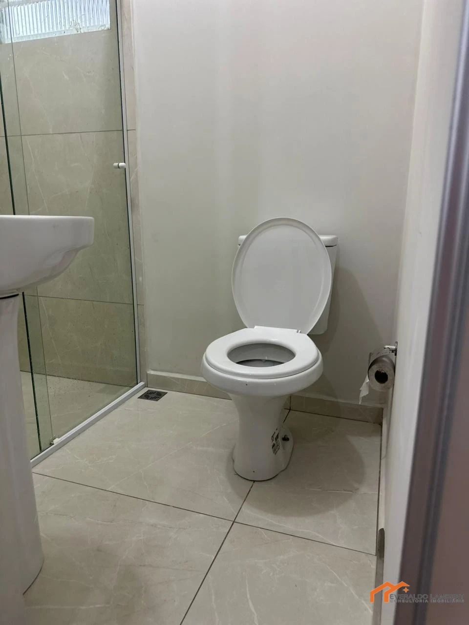 Imagens do imóveis KITNET TÉRREA | MOBILIADO.