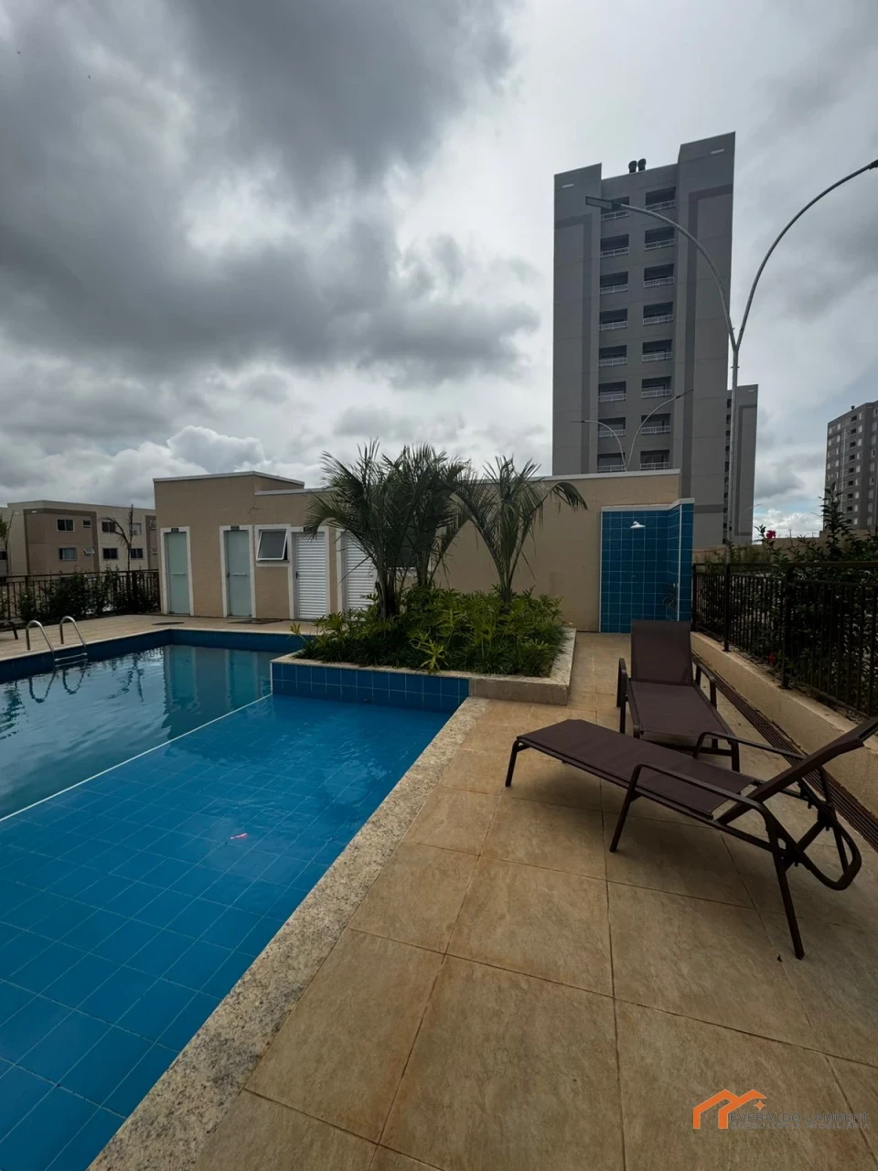 Imagens do imóveis APARTAMENTO ED. LAKE PORTINARI