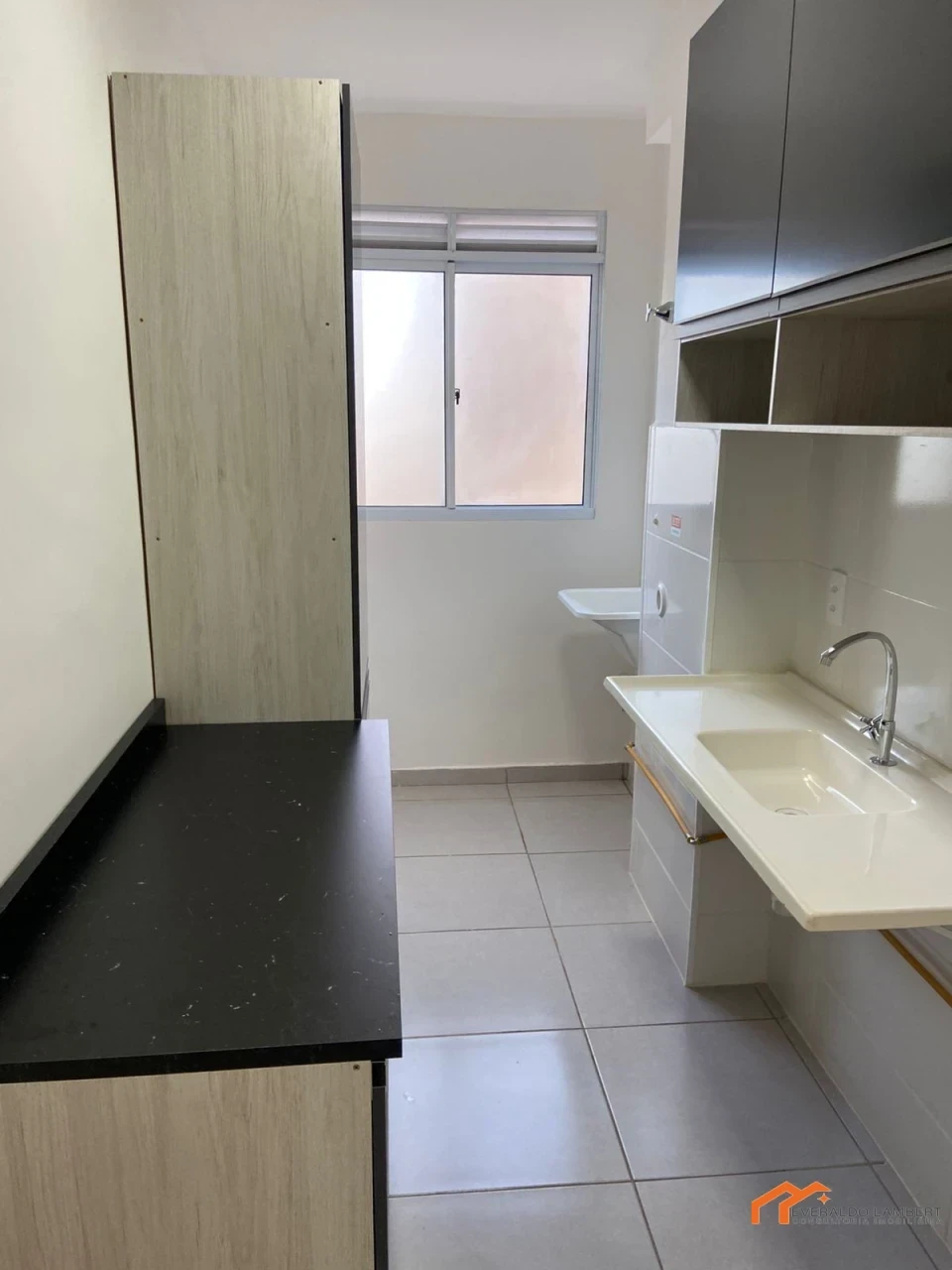 Imagens do imóveis APARTAMENTO ED. LAKE PORTINARI