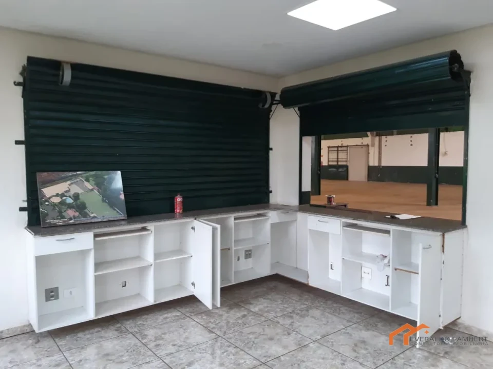 Imagens do imóveis BARRACÃO INDUSTRIAL/COMERCIAL 1800m².