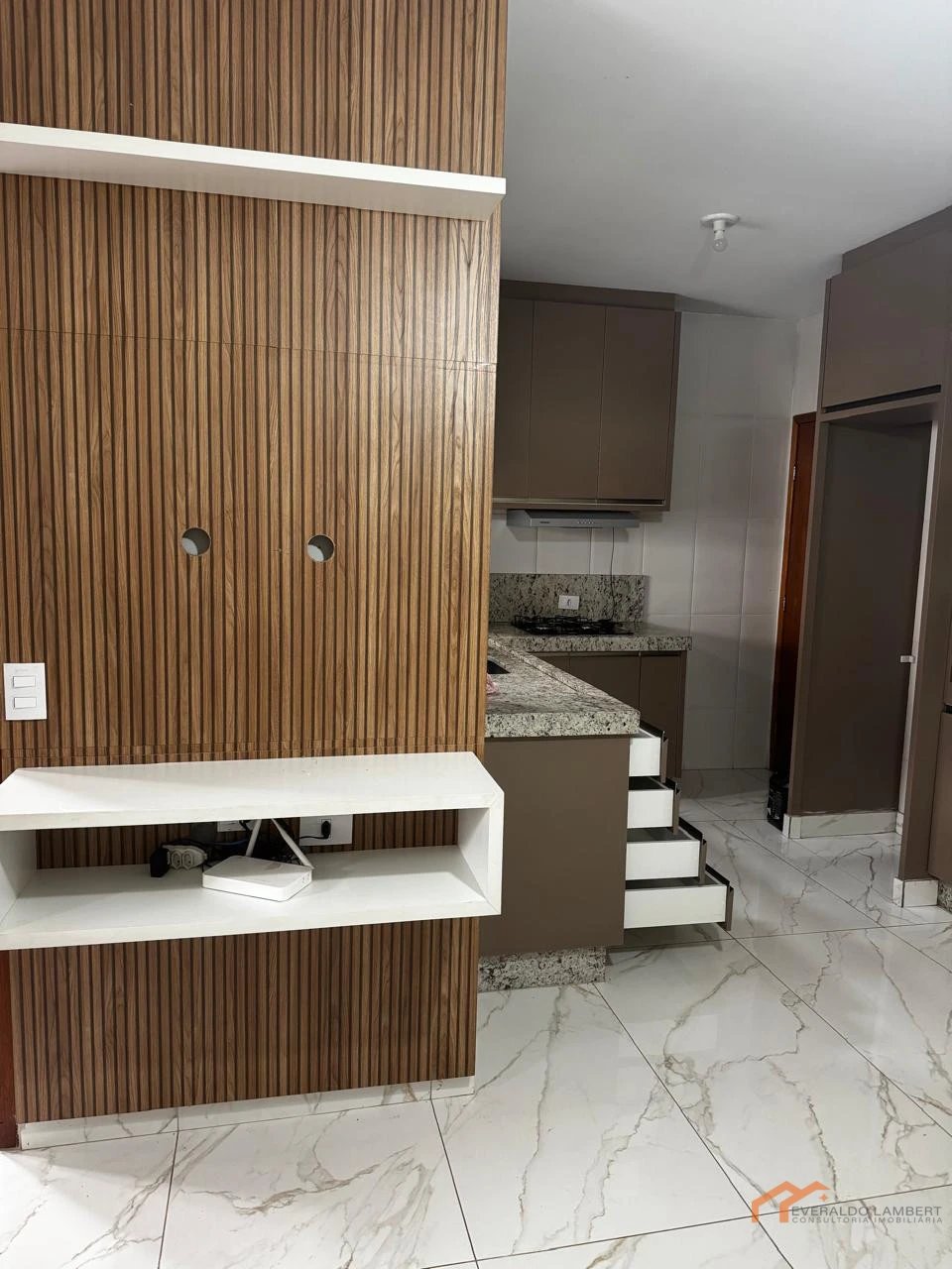 Imagens do imóveis CASA NOVA | COMPLETO DE ARMÁRIOS.