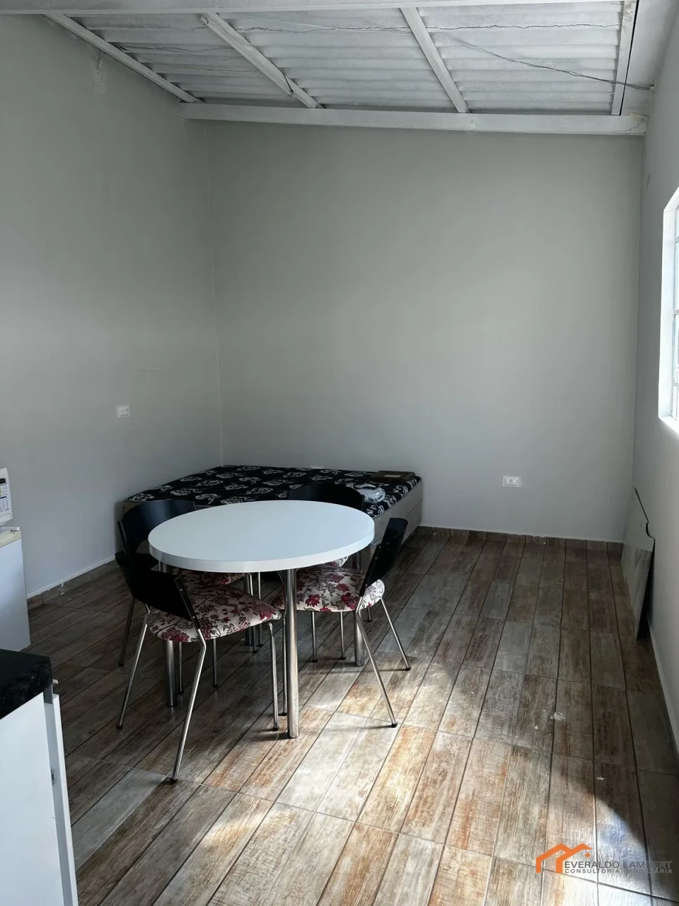 Imagens do imóveis KITNET TÉRREA | MOBILIADO.