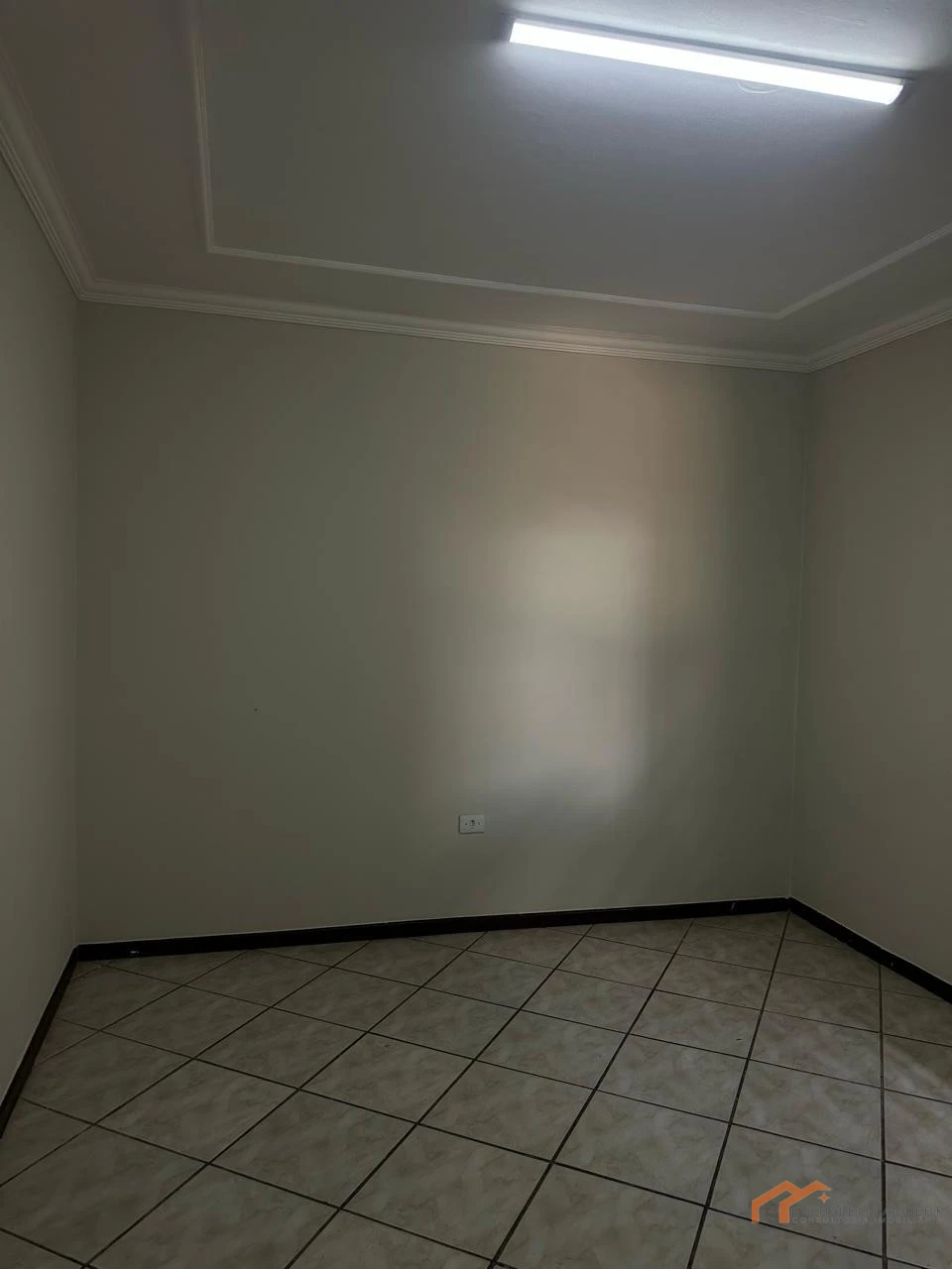 Imagens do imóveis CASA COM EDÍCULA