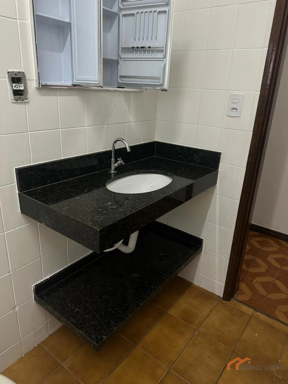 Imagens do imóveis CASA COM EDÍCULA