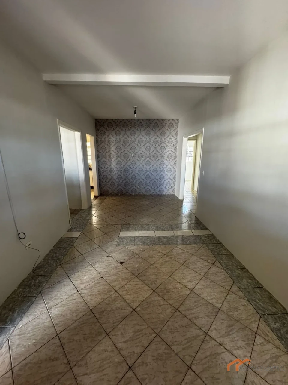 Imagens do imóveis CASA COM EDÍCULA