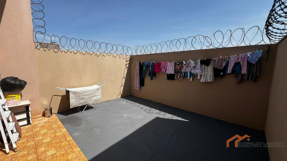 Imagens do imóveis CASA NOVA GEMINADA | 70m² c/ armários e ar-cond.