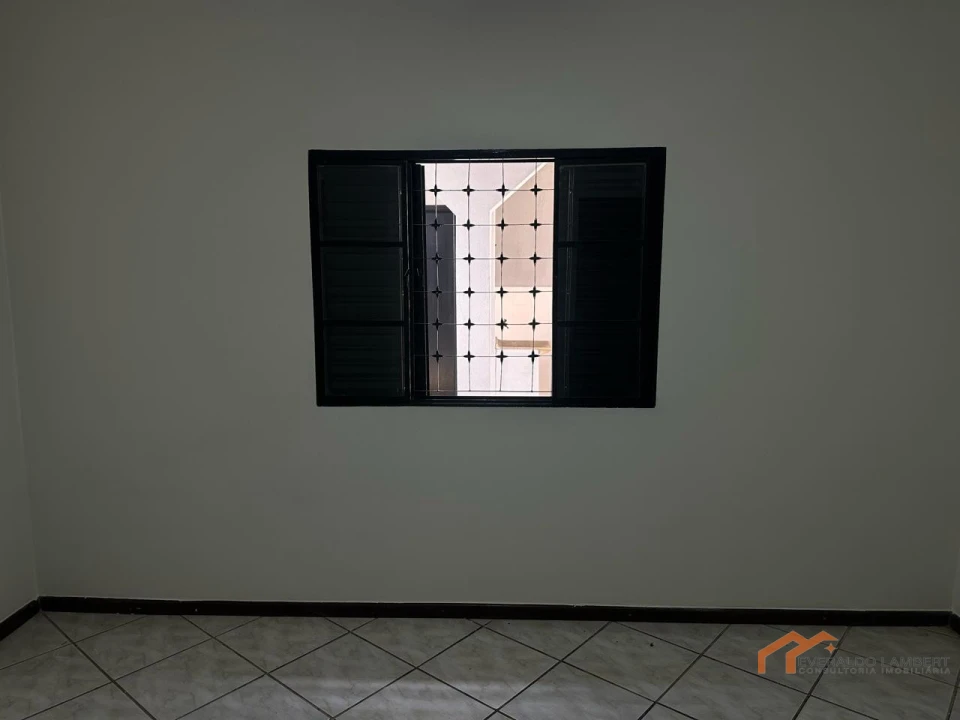 Imagens do imóveis CASA COM EDÍCULA