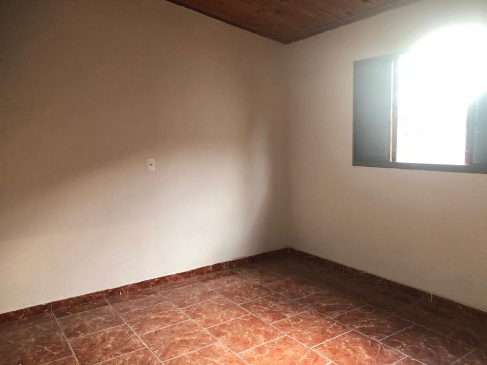 Imagens do imóveis CASA COM EDÍCULA.
