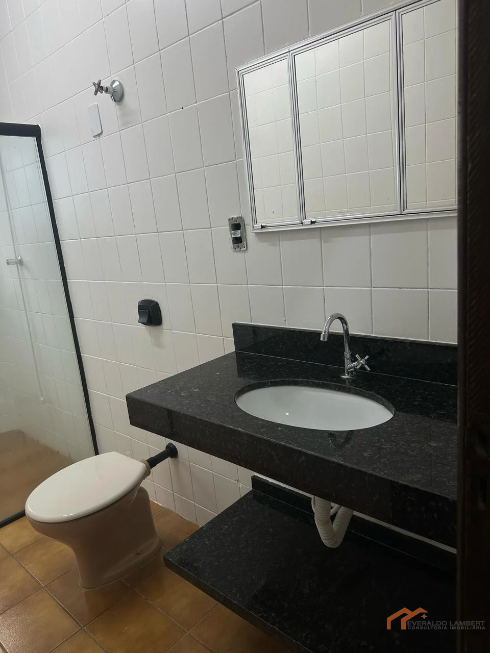 Imagens do imóveis CASA COM EDÍCULA