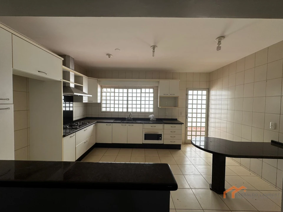 Imagens do imóveis CASA JD. QUEBEC