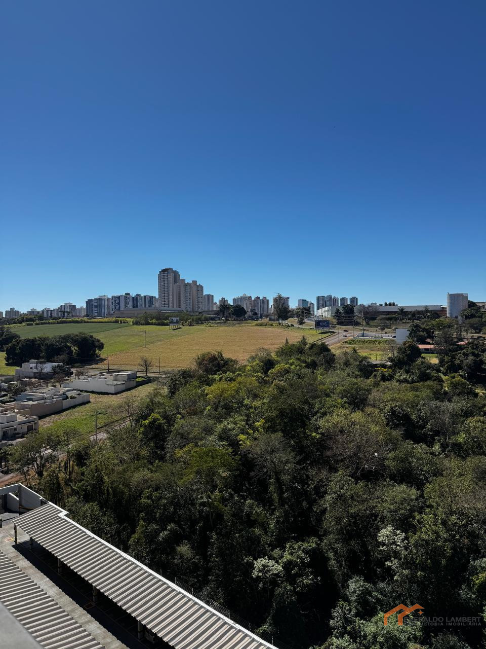 Imagens do imóveis APARTAMENTO ED. CARMEL | Completo.