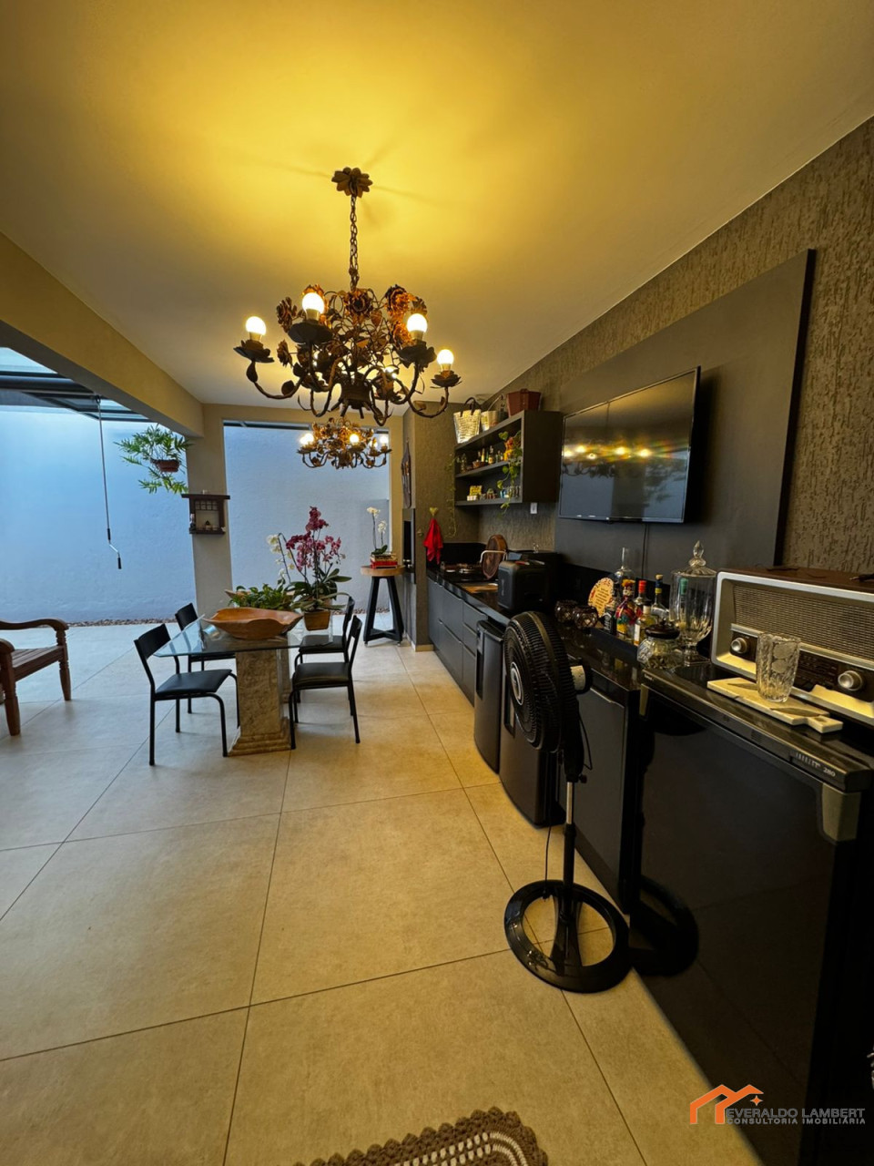 Imagens do imóveis CASA COND. ROYAL FOREST RESIDENCE | 3 Suítes.