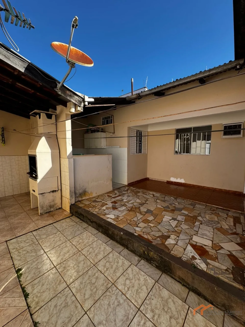 Imagens do imóveis CASA COM EDÍCULA