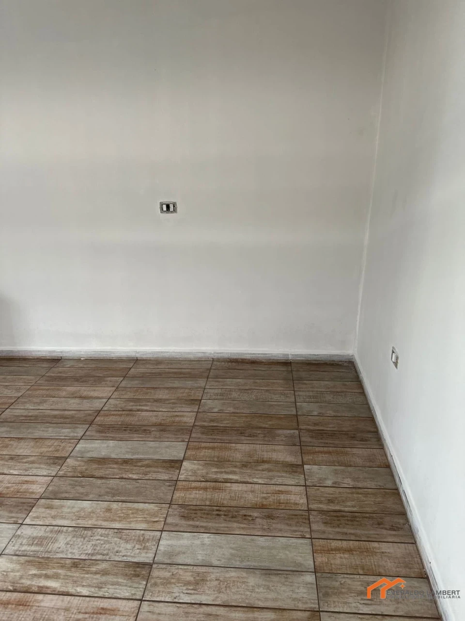 Imagens do imóveis KITNET TÉRREA | MOBILIADO.