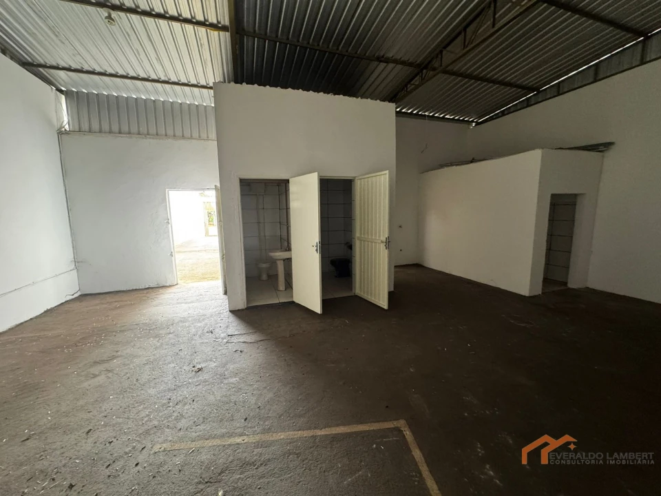 Imagens do imóveis BARRACÃO 180m²