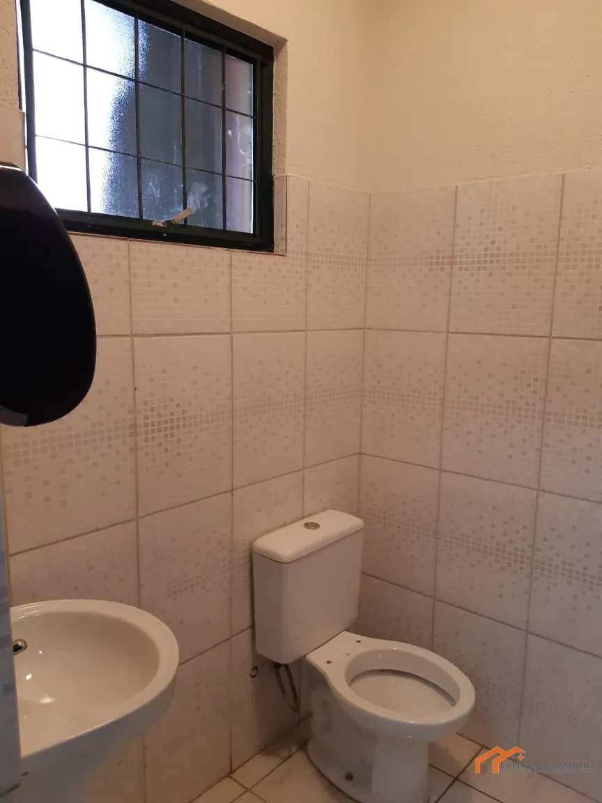 Imagens do imóveis BARRACÃO INDUSTRIAL/COMERCIAL 1800m².