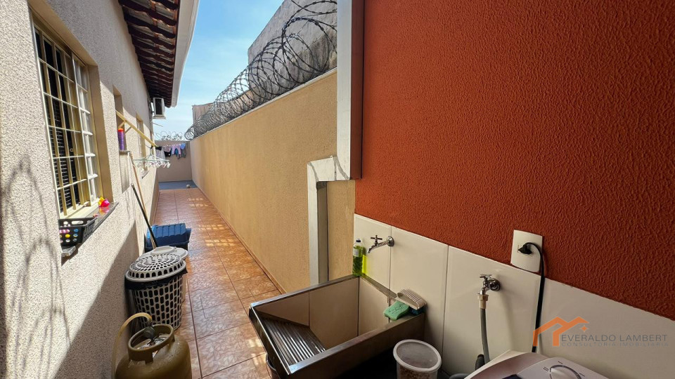 Imagens do imóveis CASA NOVA GEMINADA | 70m² c/ armários e ar-cond.