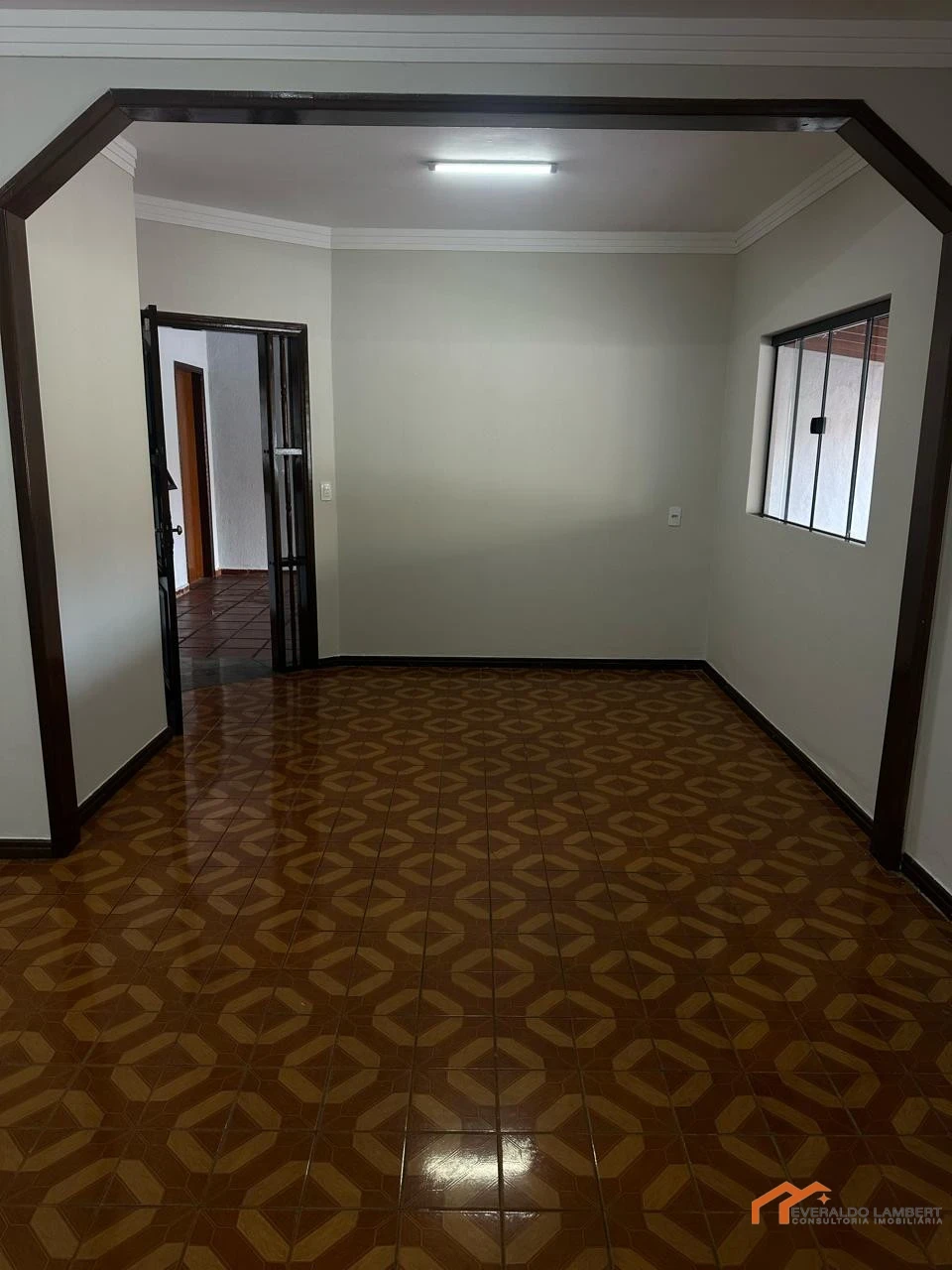 Imagens do imóveis CASA COM EDÍCULA