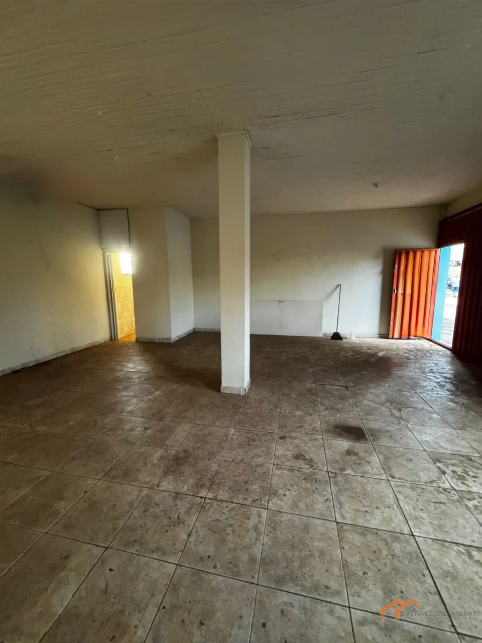 Imagens do imóveis LOJA COMERCIAL 285m² + Estacionamento.