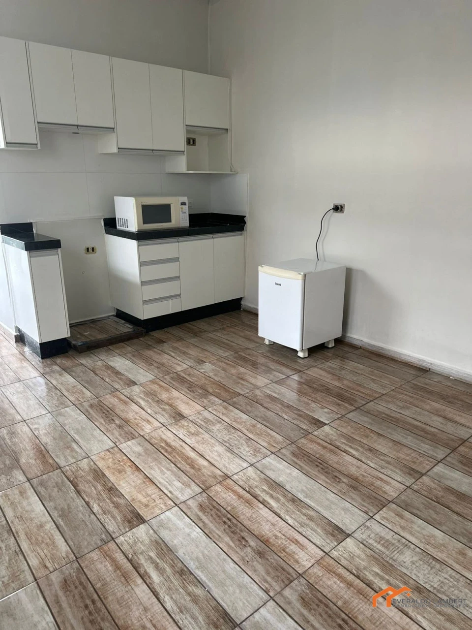 Imagens do imóveis KITNET TÉRREA | MOBILIADO.