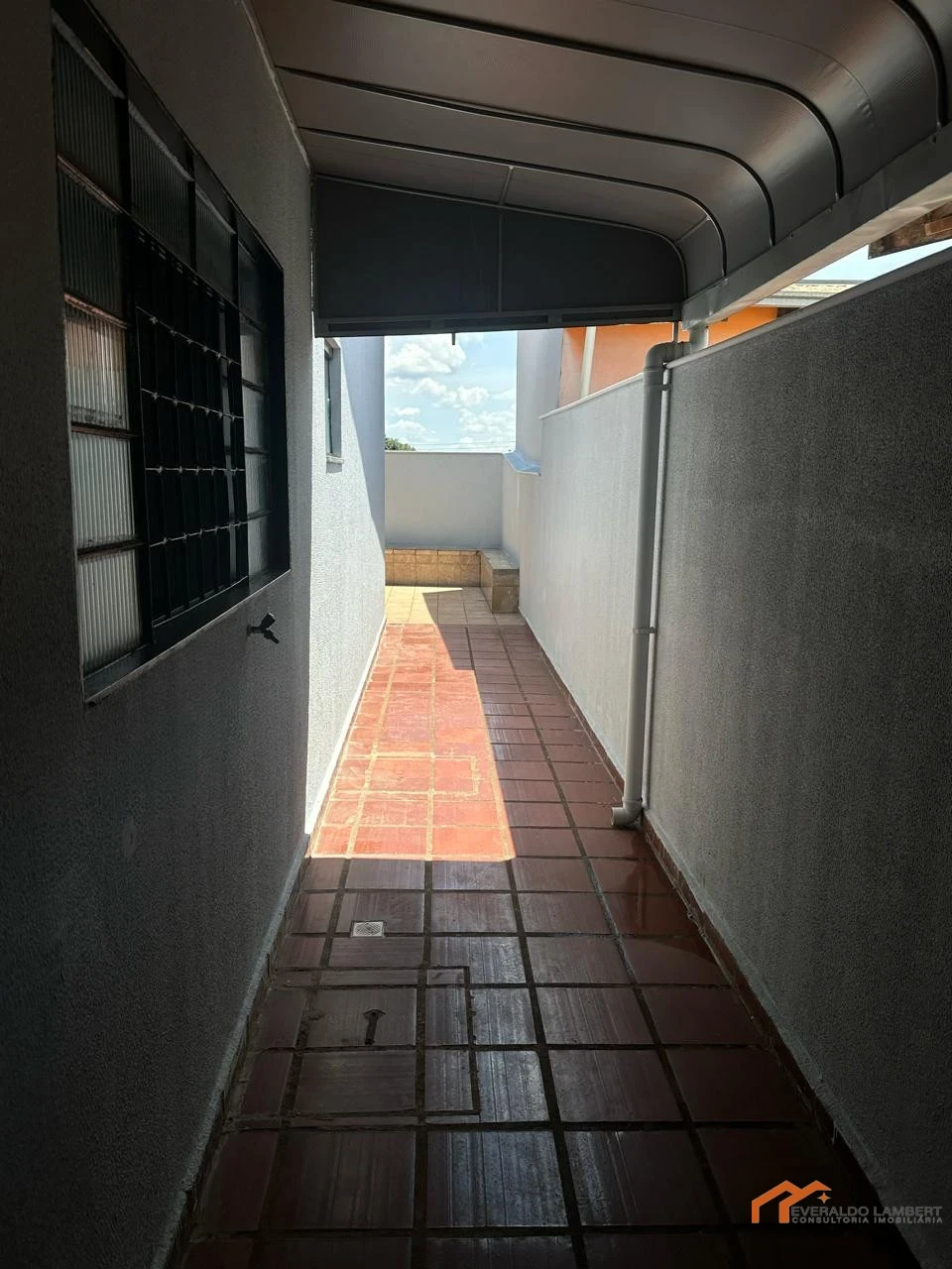 Imagens do imóveis CASA COM EDÍCULA