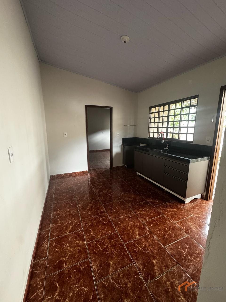 Imagens do imóveis CASA COM EDÍCULA.