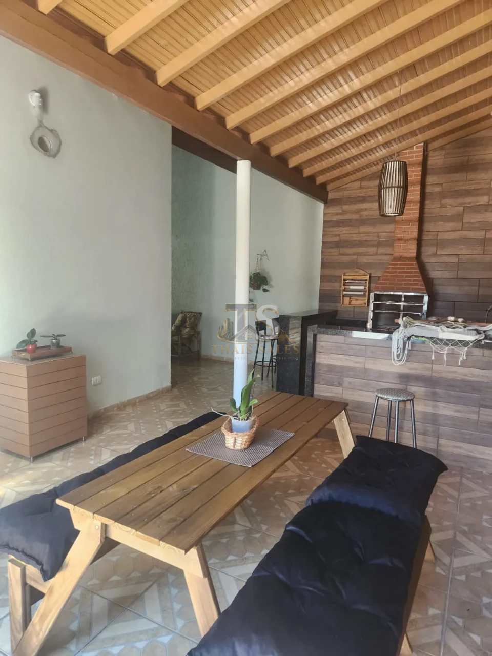 CASA BAIRRO