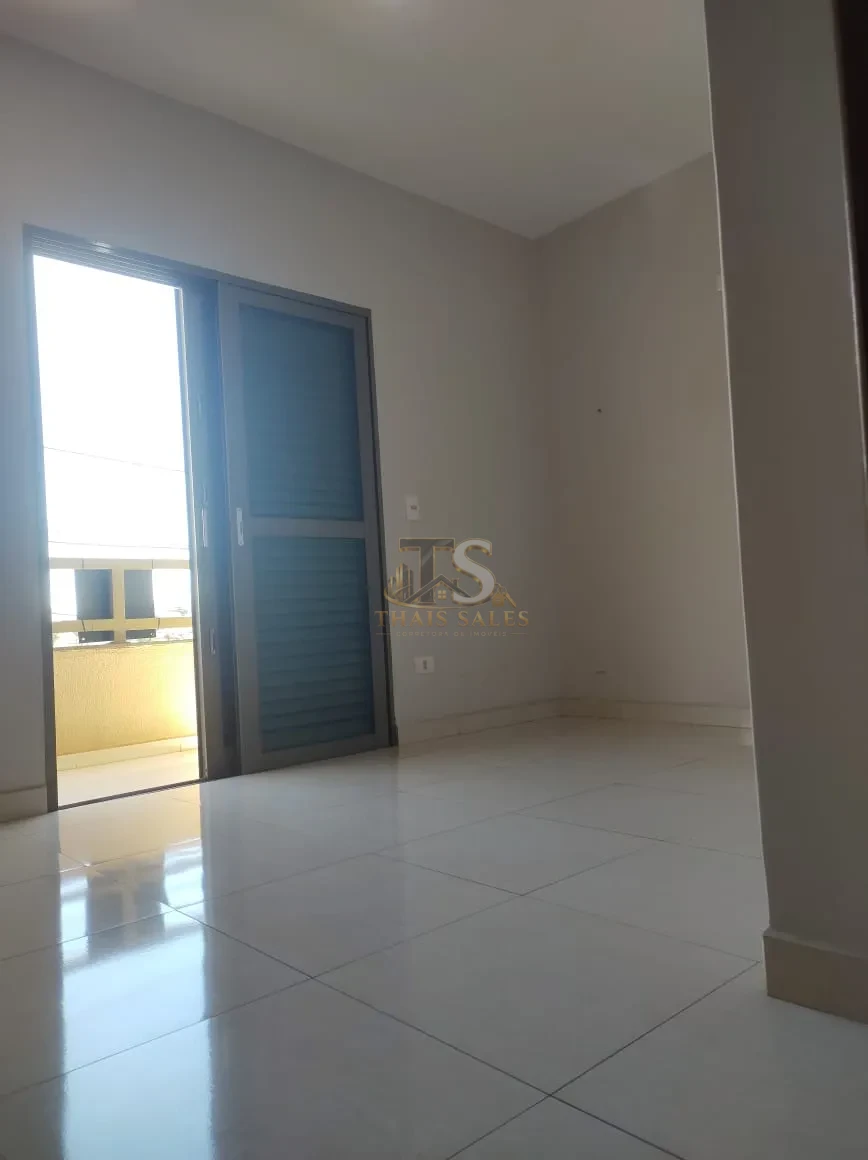 IMÓVEL RESIDENCIAL E COMERCIAL