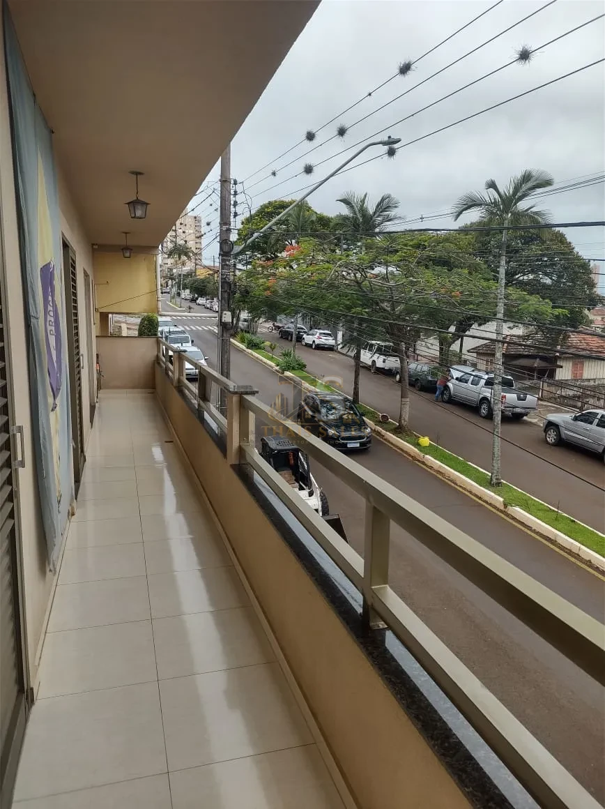 IMÓVEL RESIDENCIAL E COMERCIAL