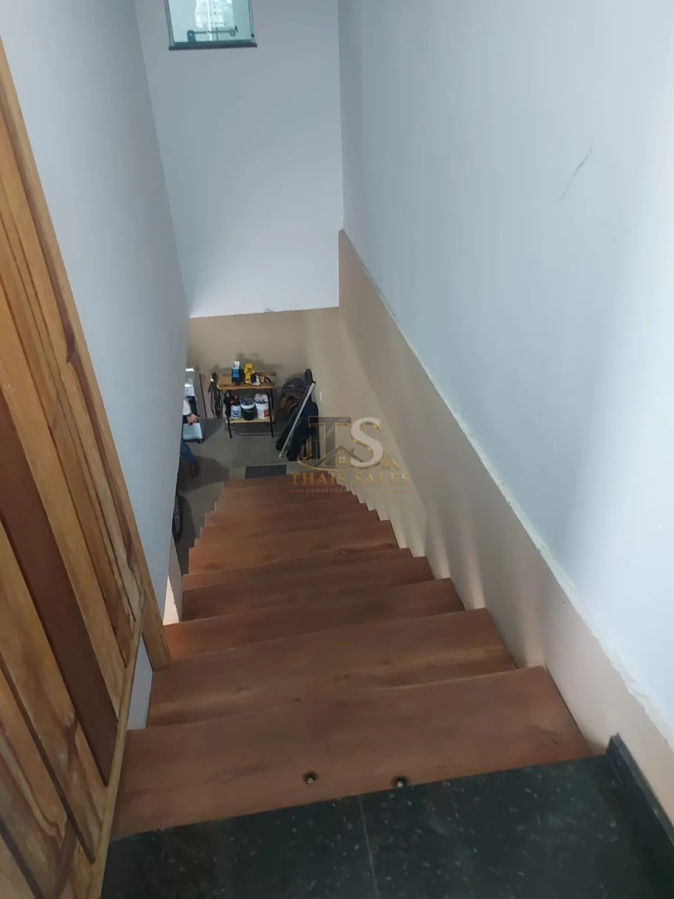 IMÓVEL RESIDENCIAL E COMERCIAL