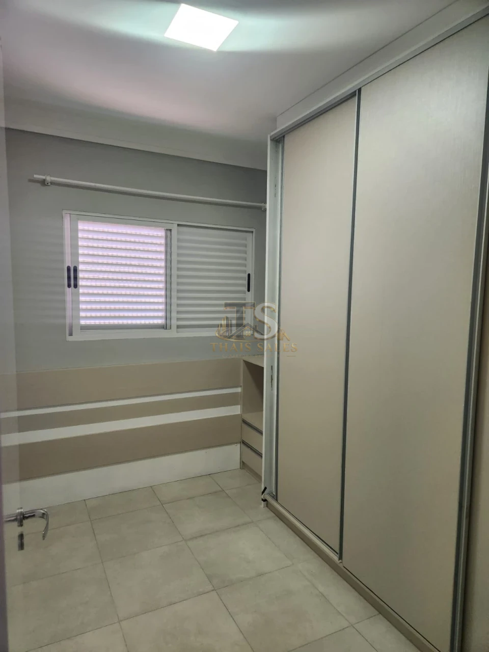 Imagens do imóveis Apartamento À Venda Apartamento Ed. Dell Vale Cornélio Procópio
