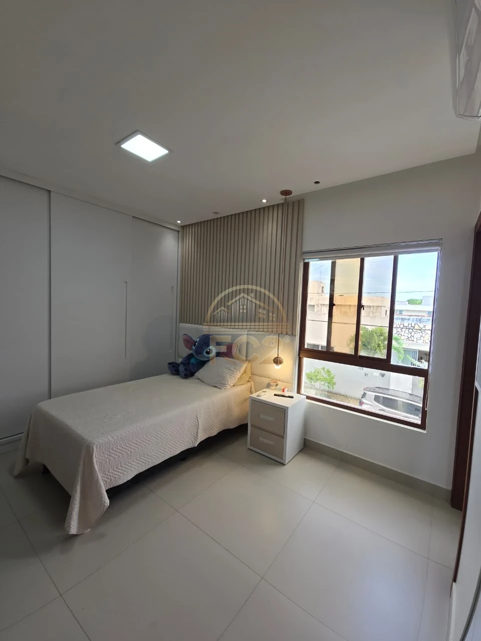 Imagens do imóveis Casa Sensacional com 5/4 - Antares