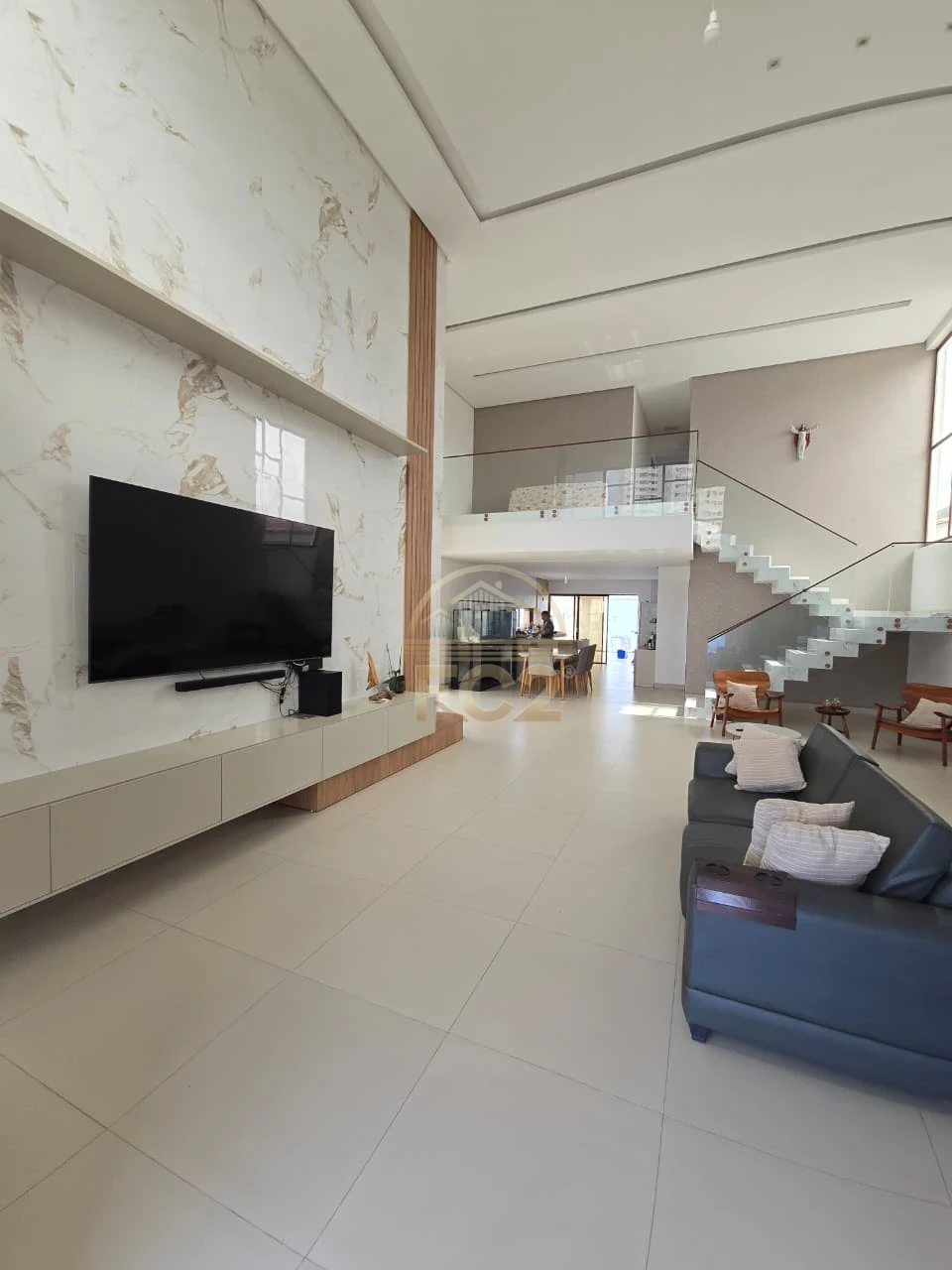 Imagens do imóveis Casa Sensacional com 5/4 - Antares