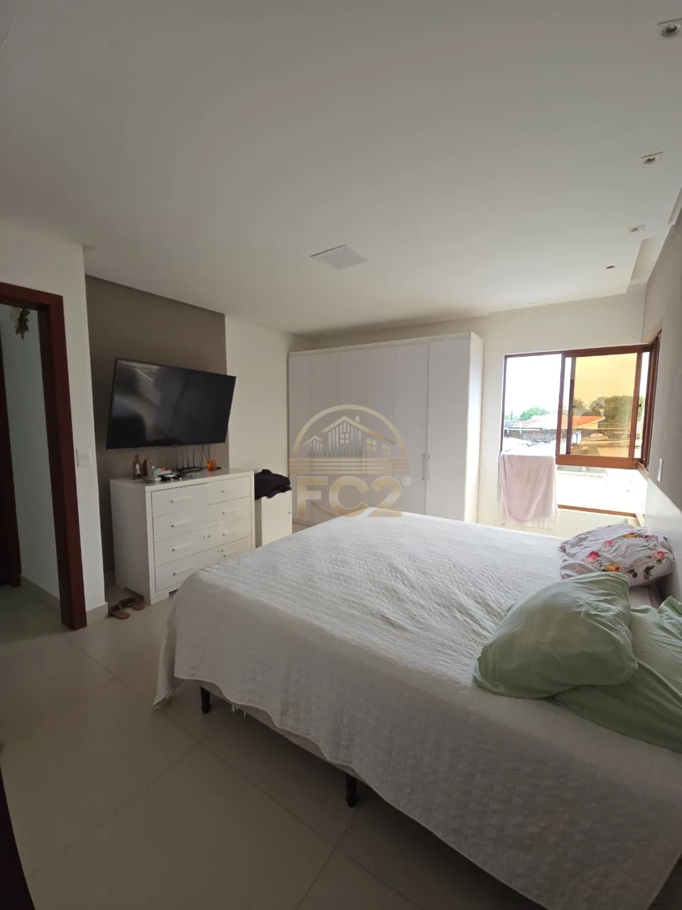 Imagens do imóveis Casa Sensacional com 5/4 - Antares