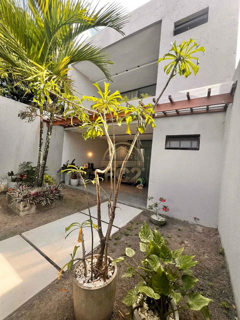 Imagens do imóveis Casa 3/4 moderna na parte baixa - Vergel
