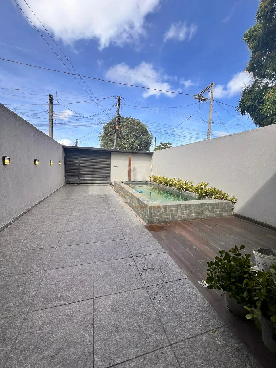 Imagens do imóveis Casa 3/4 moderna na parte baixa - Vergel