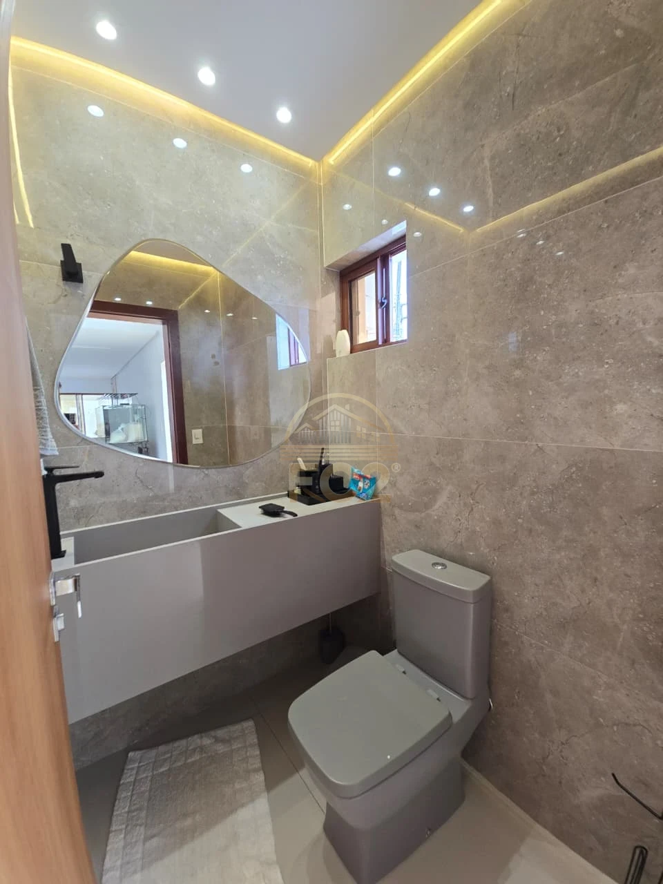 Imagens do imóveis Casa Sensacional com 5/4 - Antares