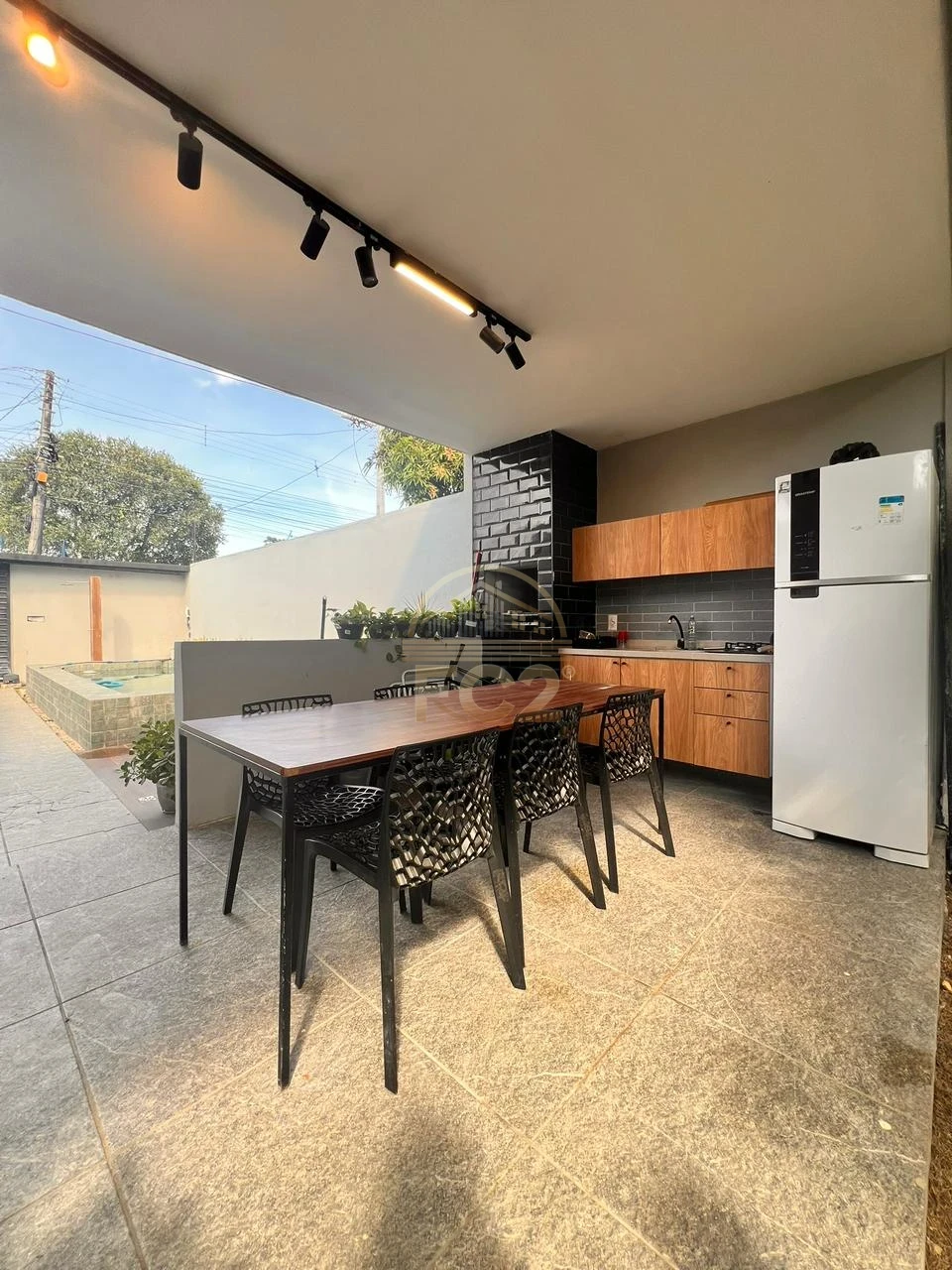 Imagens do imóveis Casa 3/4 moderna na parte baixa - Vergel