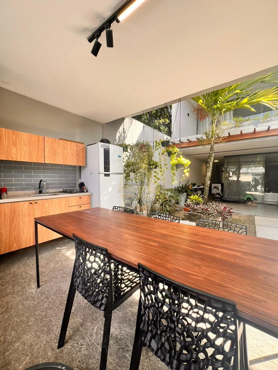 Imagens do imóveis Casa 3/4 moderna na parte baixa - Vergel