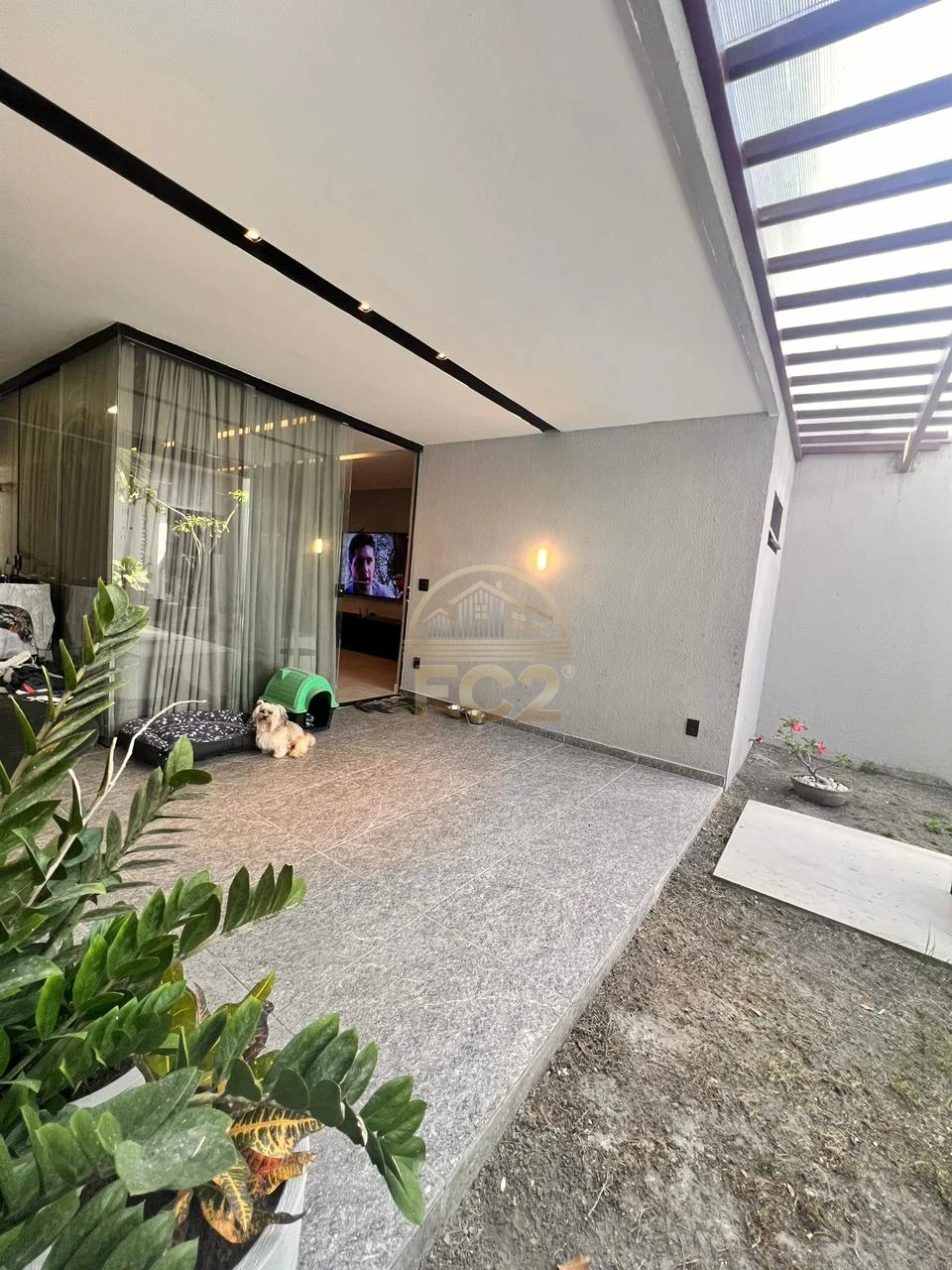 Imagens do imóveis Casa 3/4 moderna na parte baixa - Vergel