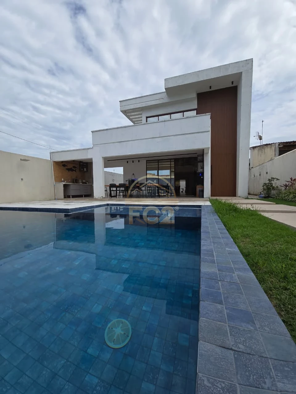 Imagens do imóveis Casa Sensacional com 5/4 - Antares