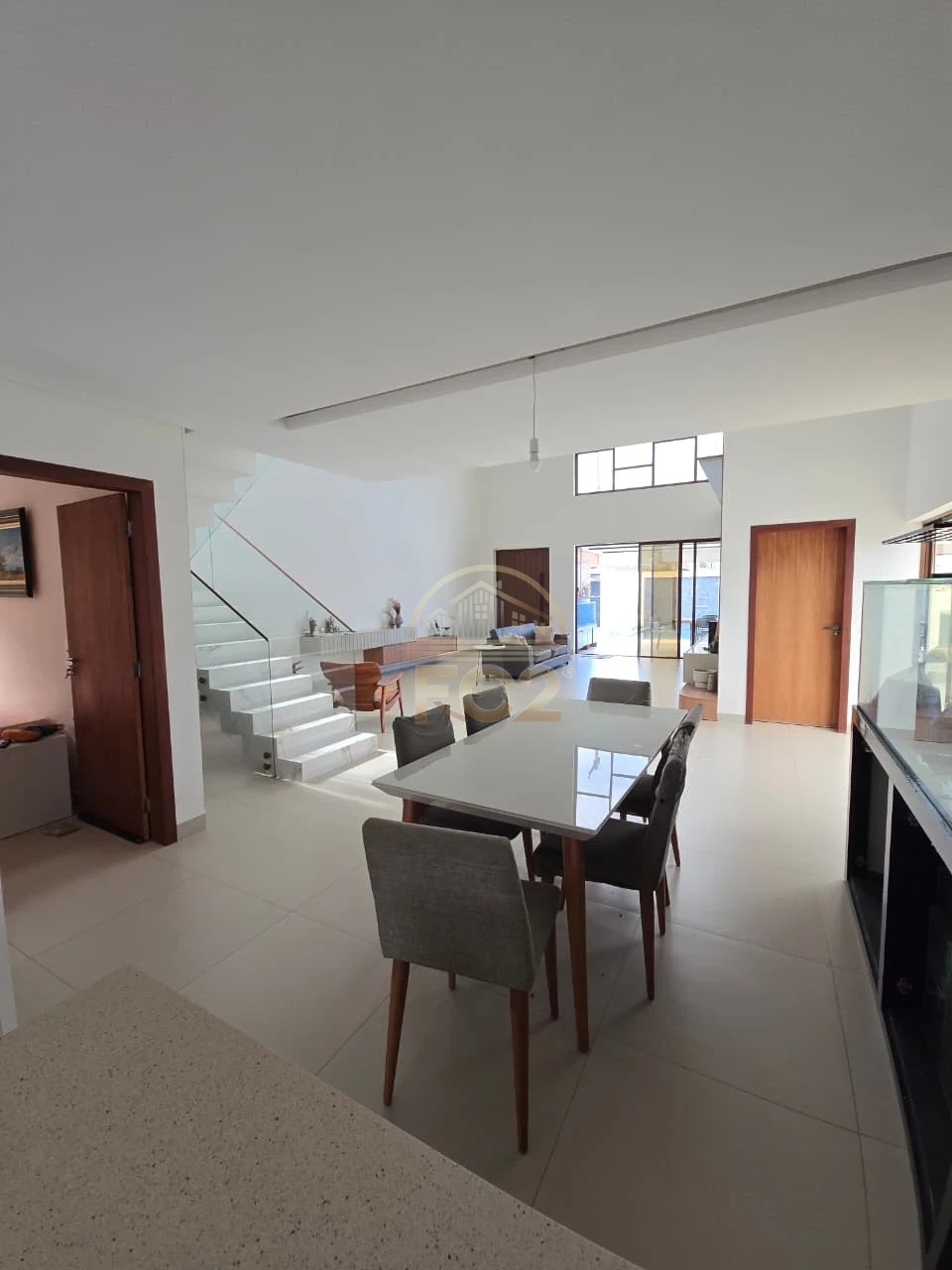 Imagens do imóveis Casa Sensacional com 5/4 - Antares
